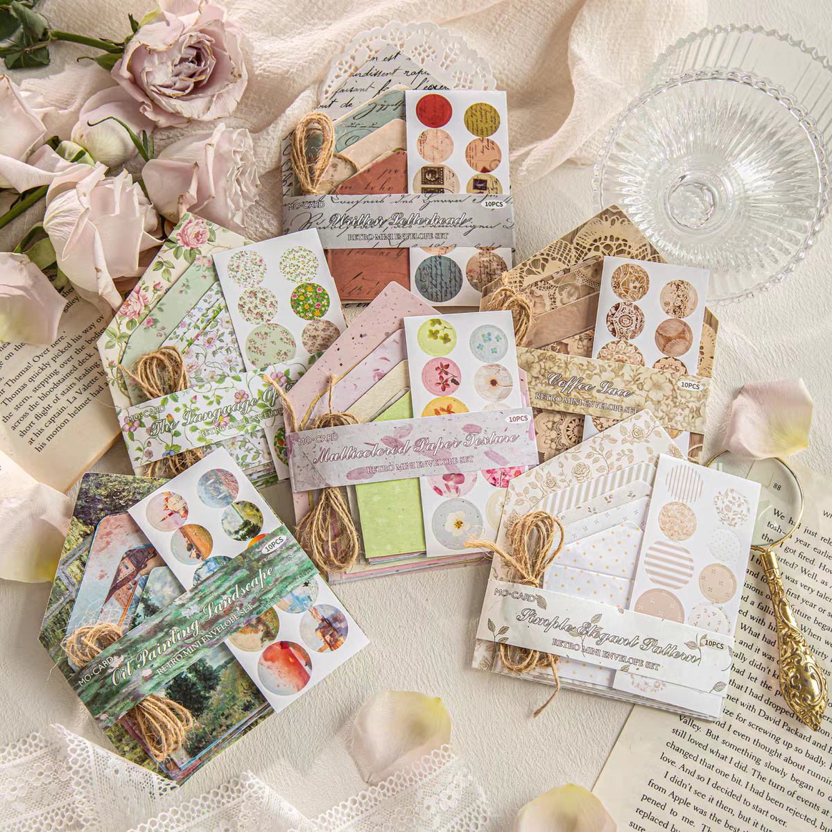 [June Issue] New Material Random Box | M Size